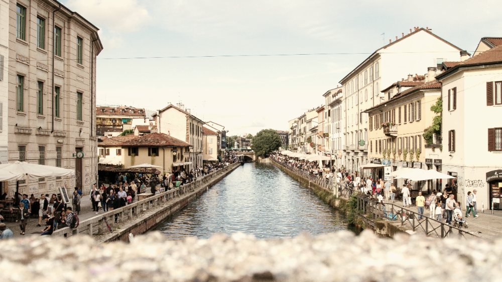La Darsena di Milano, oggi bacino riqualificato con locali sull’acqua